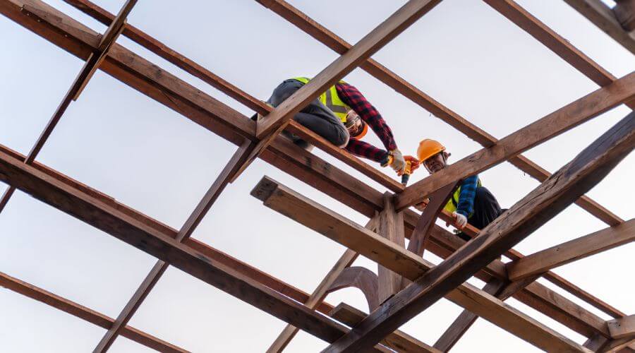 Professional gutter cleaning in Mcpherson, KS